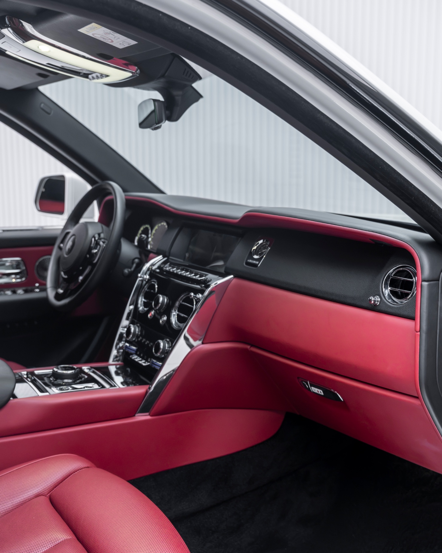 Rolls-Royce Cullinan (2025 Facelift) view 9