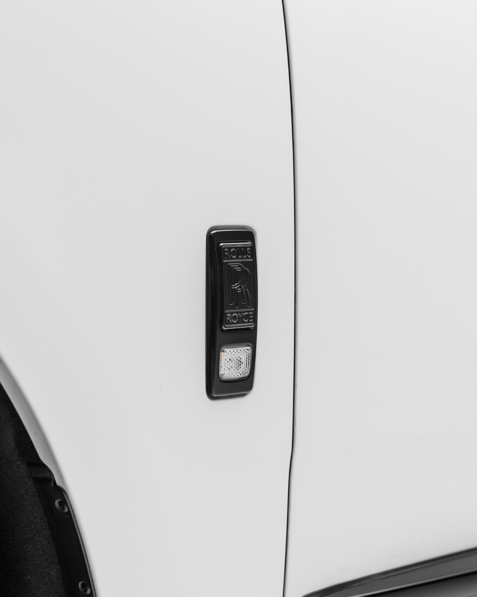 Rolls-Royce Cullinan (2025 Facelift) view 20