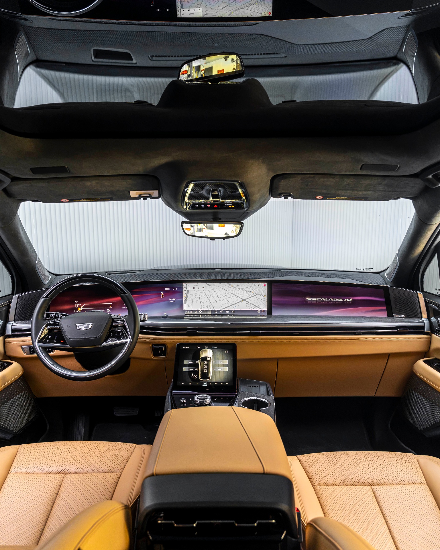 Cadillac Escalade IQ 1000E Premium Luxury AWD view 7