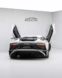 2017 Lamborghini Aventador LP 750-4 SV Coupé for sale in Dubai — photo 2 of 13